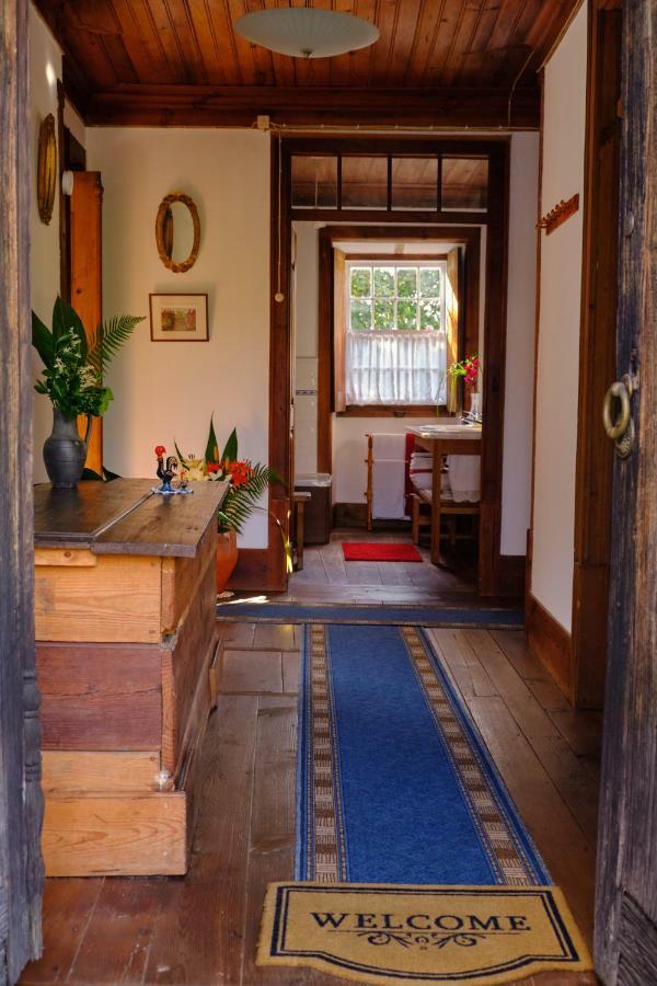 A Charming , Traditional Cottage At Quinta Da Ribeira Вила-Нова-ди-Пояриш Экстерьер фото