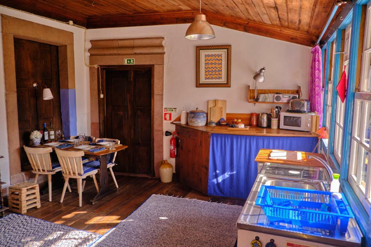 A Charming , Traditional Cottage At Quinta Da Ribeira Вила-Нова-ди-Пояриш Экстерьер фото